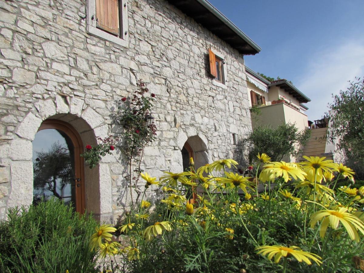 Villa CaStella Poljane Esterno foto