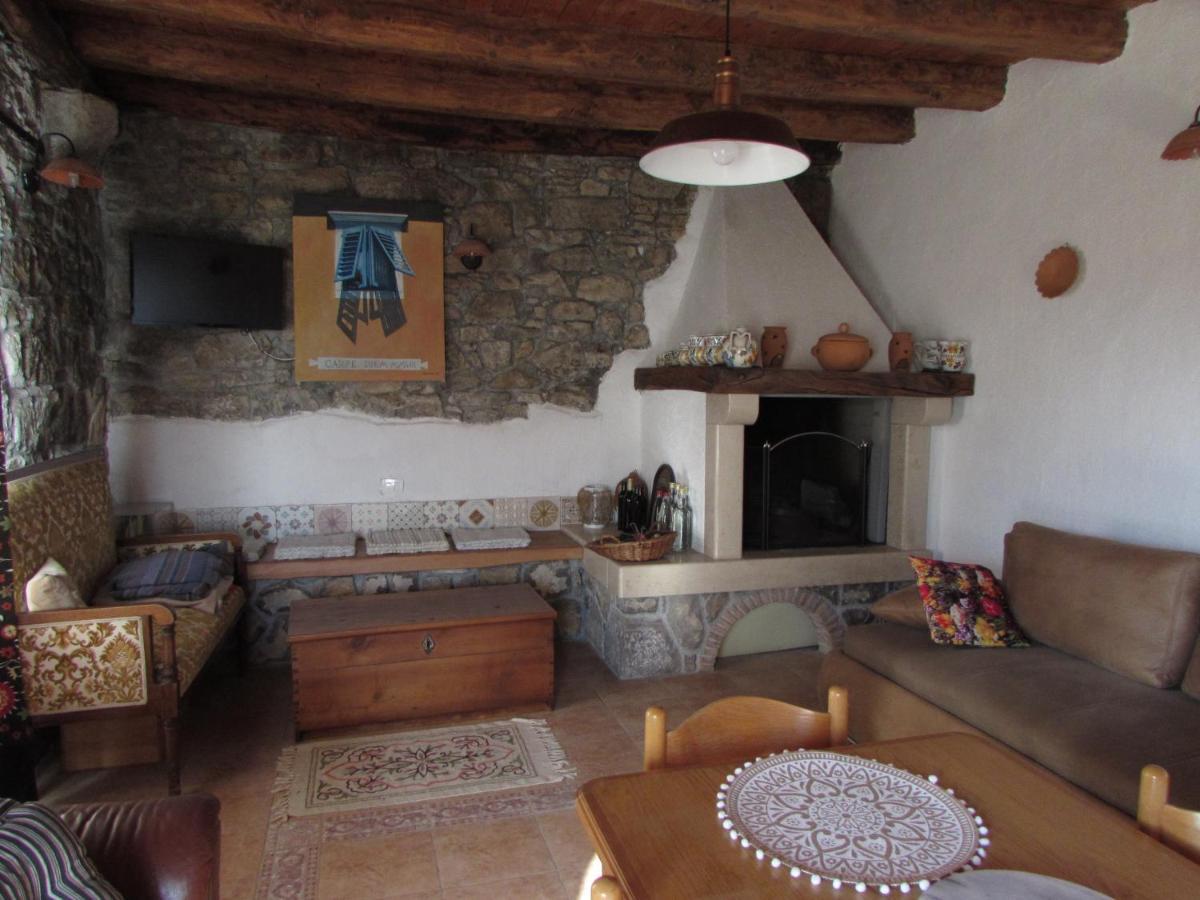 Villa CaStella Poljane Esterno foto