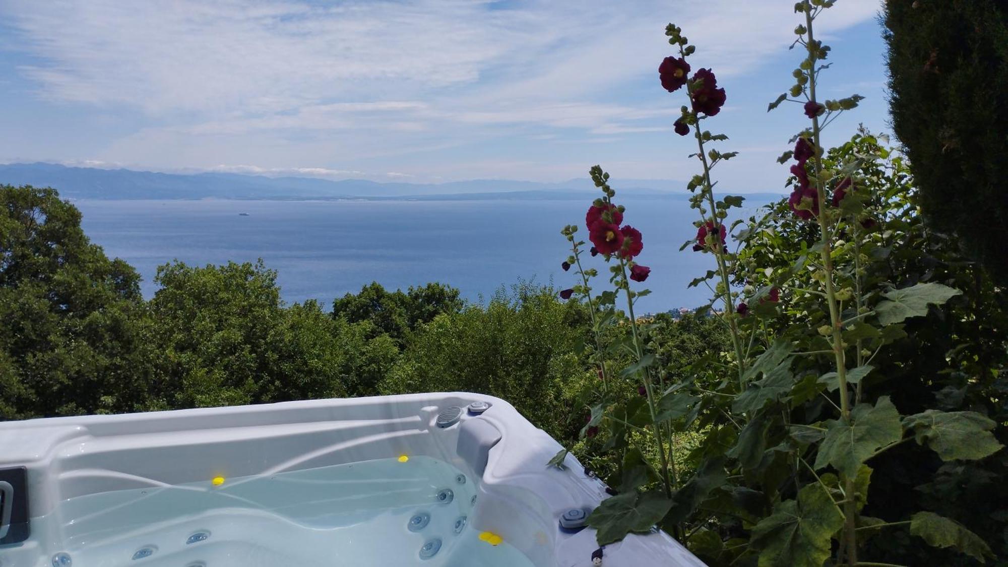 Villa CaStella Poljane Esterno foto